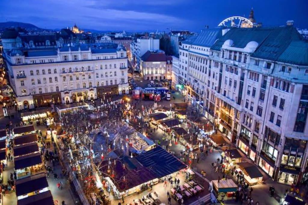 Parisian Soul In The Heart Of بودابست المظهر الخارجي الصورة